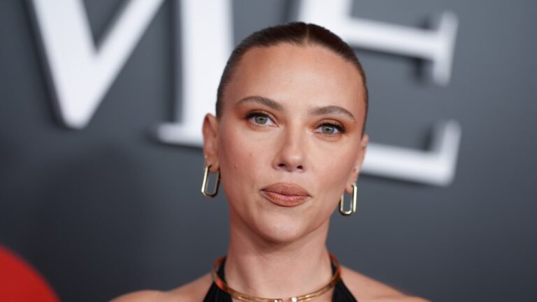 Scarlett Johansson Calls Out Oscars for ‘Avengers: Avengers’ Snub